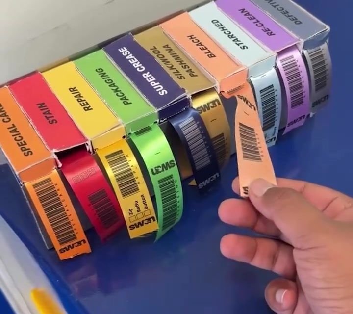 Colour-coded barcode tagging at intake