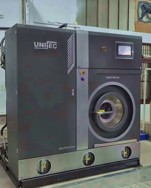 Closed-loop dry cleaning machine at the Swan Clean plant, Chandigarh Tricity